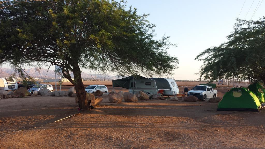 מלון אילת קרוואן במדבר מראה חיצוני תמונה